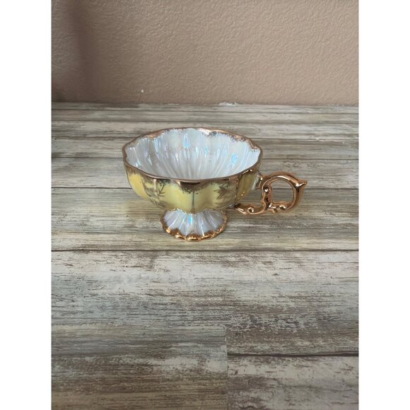 Royal Sealy Lusterware Footed Teacup & Reticulated Saucer Set Japan Yellow - Picture 10 of 13